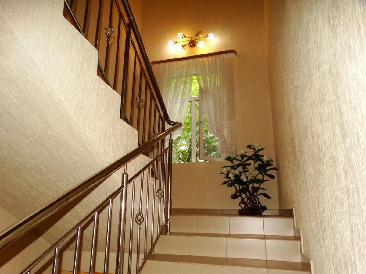 Guest House Gorny Ruchei 加格拉 外观 照片